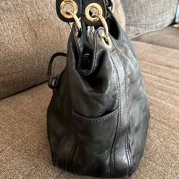 MICHAEL KORS Black Soft Leather Pleated Drawstring Satchel Gold Bag - Picture 3 of 12